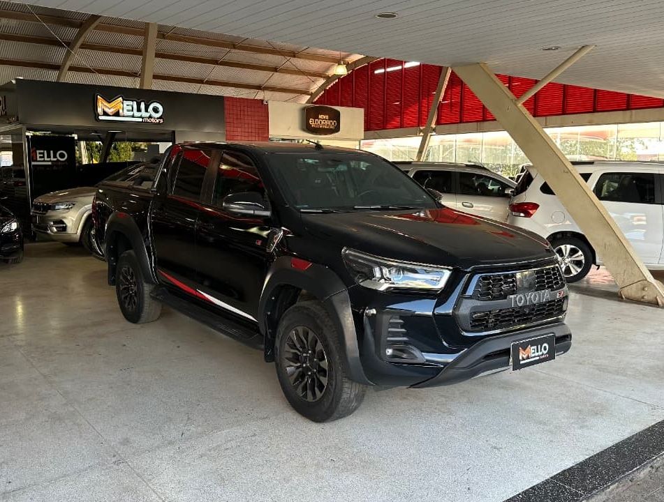 Toyota Hilux CD GR-S 4x4 2.8 TDI Dies. Aut.