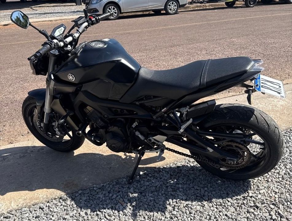 YAMAHA MT-09 850cc/ABS