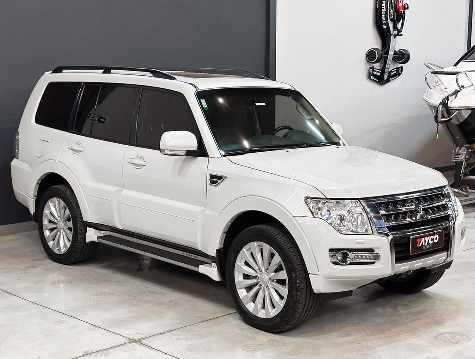 Mitsubishi Pajero HPE Full 3.2 4x4 T.I.Dies. 5p Aut