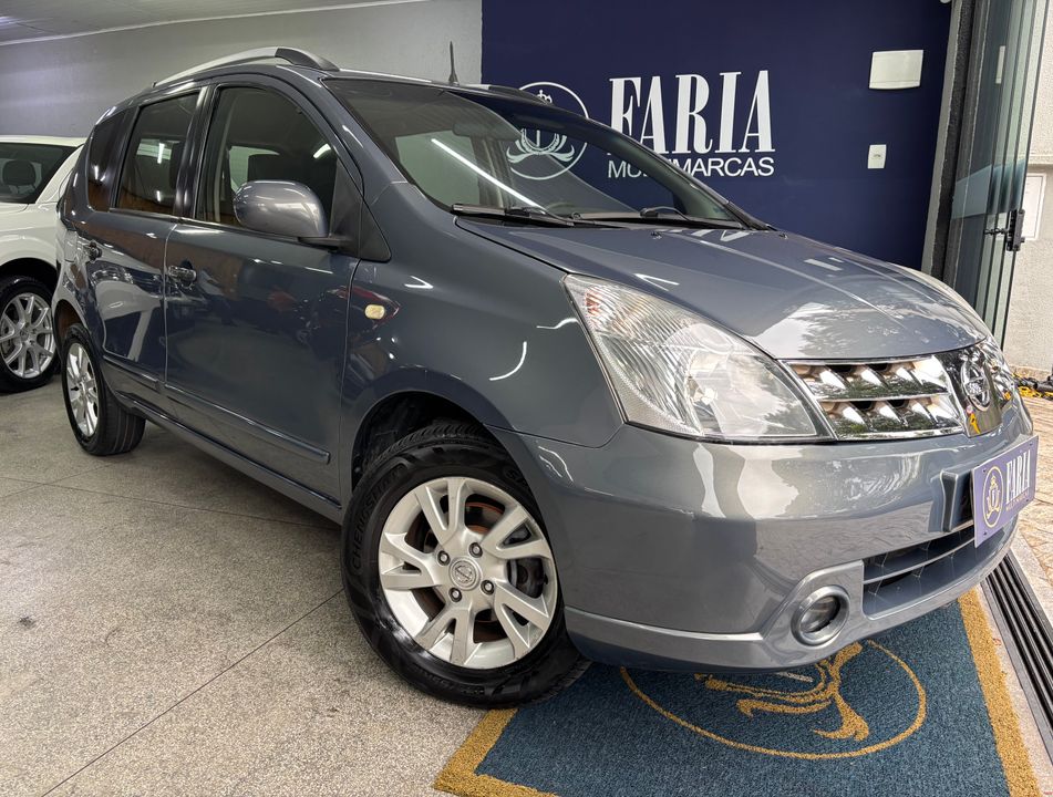 Nissan LIVINA SL 1.8 16V Flex Fuel Aut.