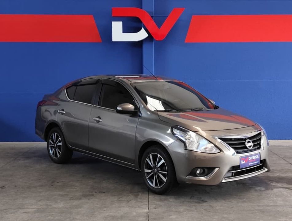 Nissan VERSA SL 1.6 16V FlexStart 4p Aut.