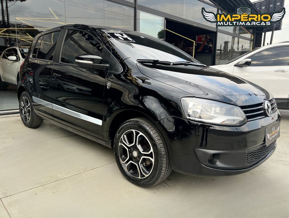 VolksWagen Fox SELEÇÃO 1.0 Total Flex 8V 5p