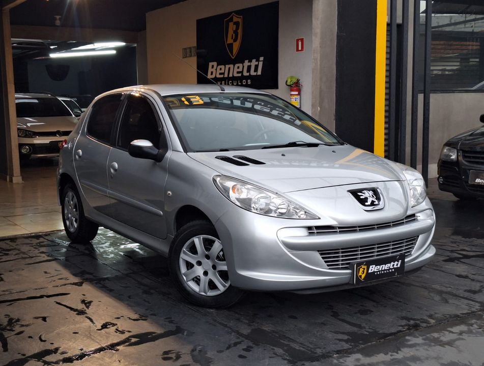 Peugeot 207 XR 1.4 Flex 8V 5p