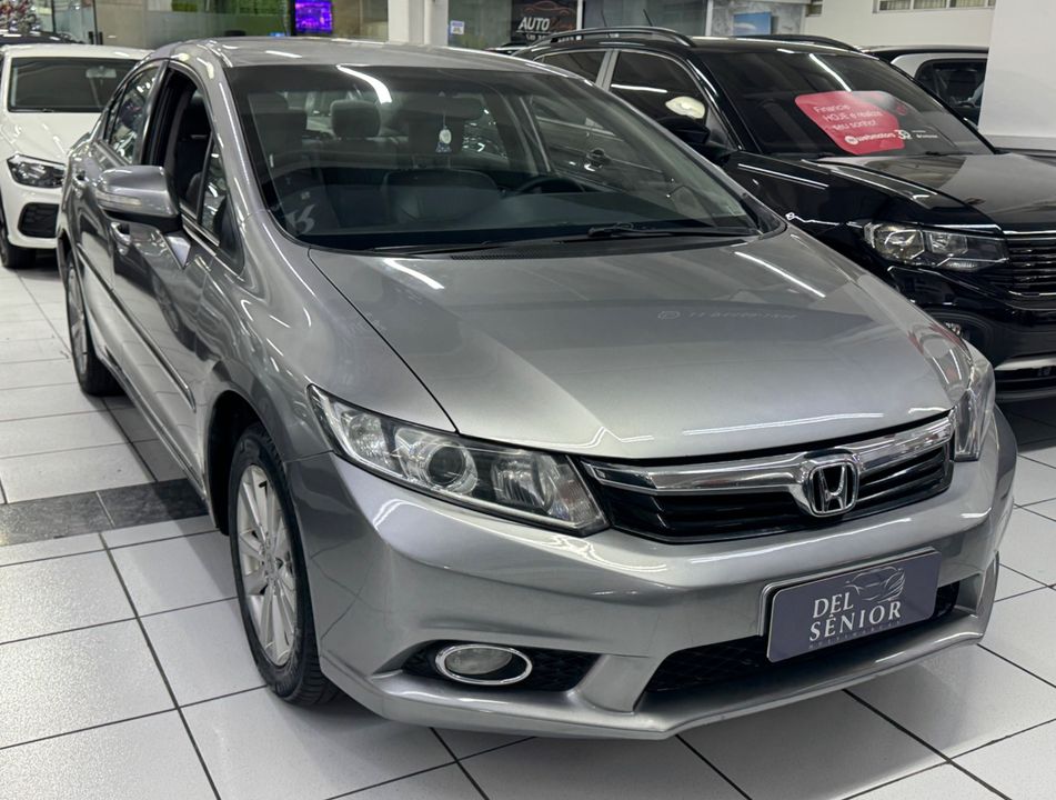 Honda Civic Sedan LXR 2.0 Flexone 16V Aut. 4p