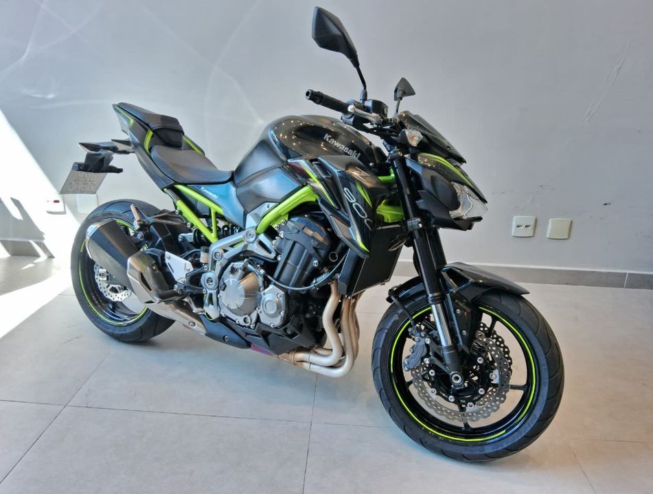 KAWASAKI Z 900