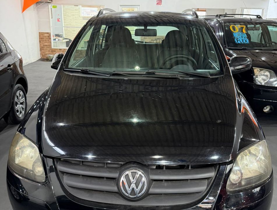 VolksWagen SPACEFOX 1.6/ 1.6 Trend Total Flex 8V 5p