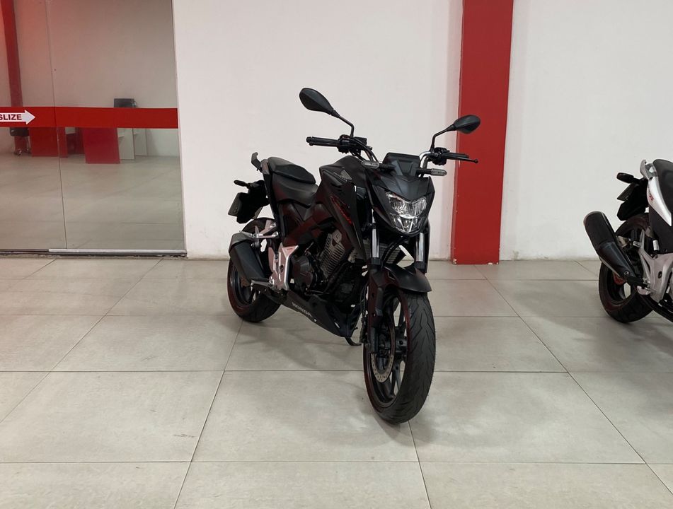 HONDA CB 300F Twister Flex