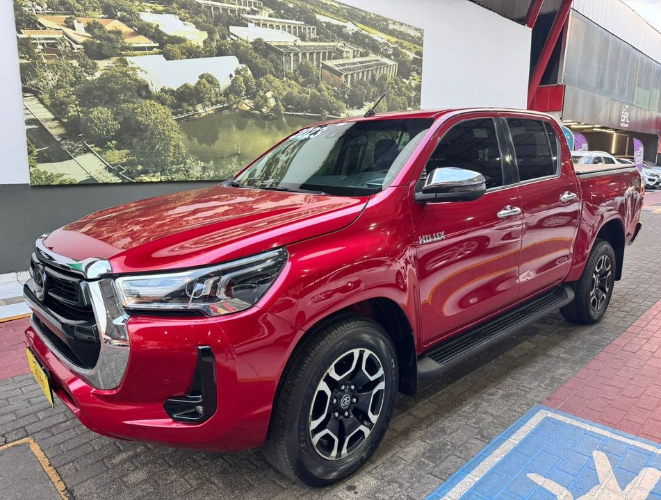 Toyota Hilux CD SRX 4x4 2.8 TDI 16V Diesel Aut.