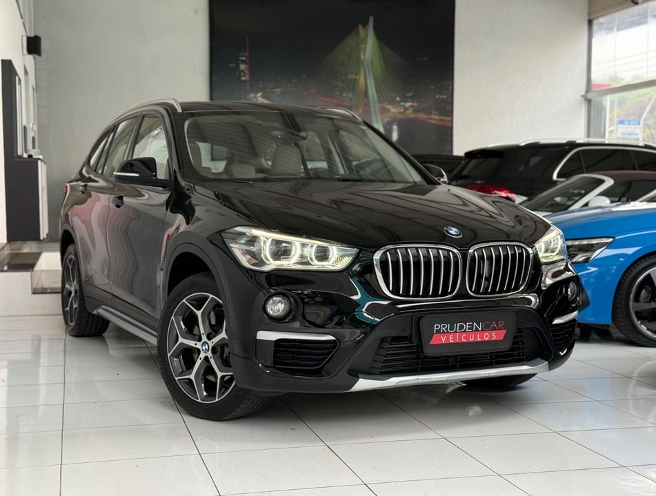 BMW X1 SDRIVE 20i X-Line 2.0 TB Active Flex