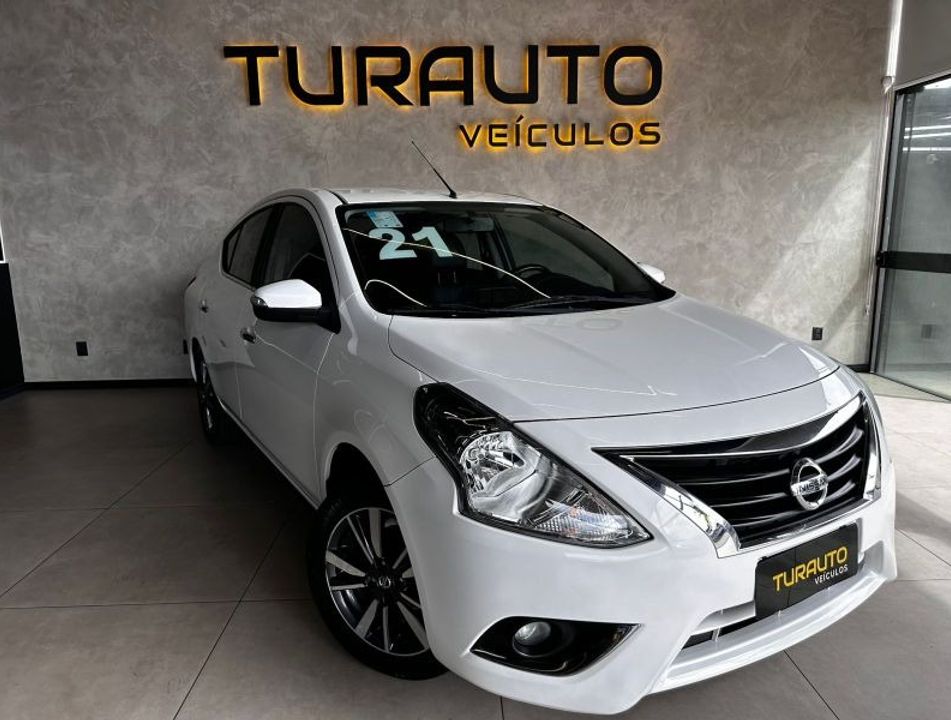 Nissan VERSA V-DRIVE Premium 1.6 16v Flex Aut.