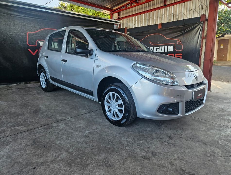 Renault SANDERO Authentique Hi-Flex 1.0 16V 5p