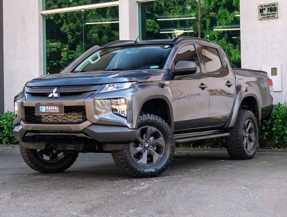 Mitsubishi L200 Trit. S.Out. GLS 2.4 CD Diesel Aut.