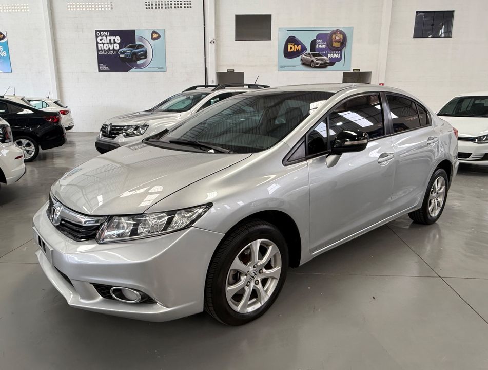 Honda Civic Sedan LXR 2.0 Flexone 16V Aut. 4p