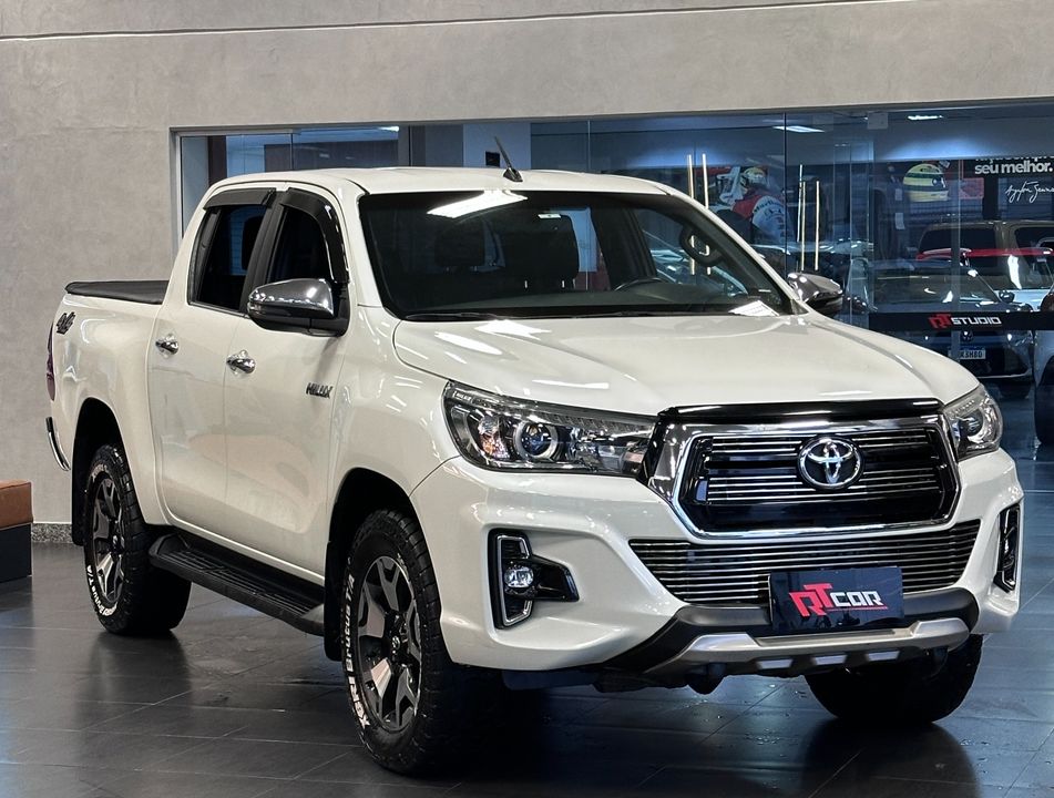 Toyota Hilux CD SRX 4x4 2.8 TDI 16V Diesel Aut.