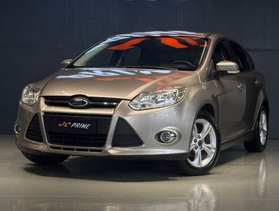 Ford Focus 1.6 S/SE/SE Plus Flex 8V/16V  5p