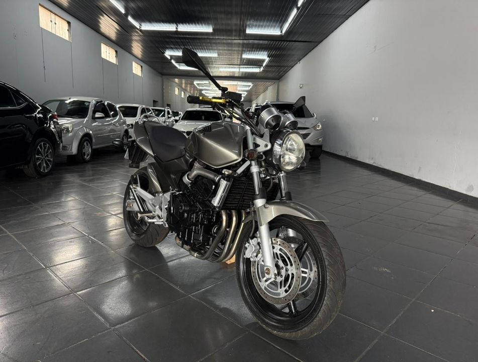 HONDA CB 600F HORNET