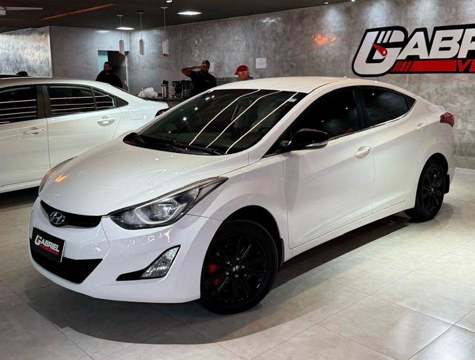 Hyundai Elantra GLS 2.0 16V Flex Aut.