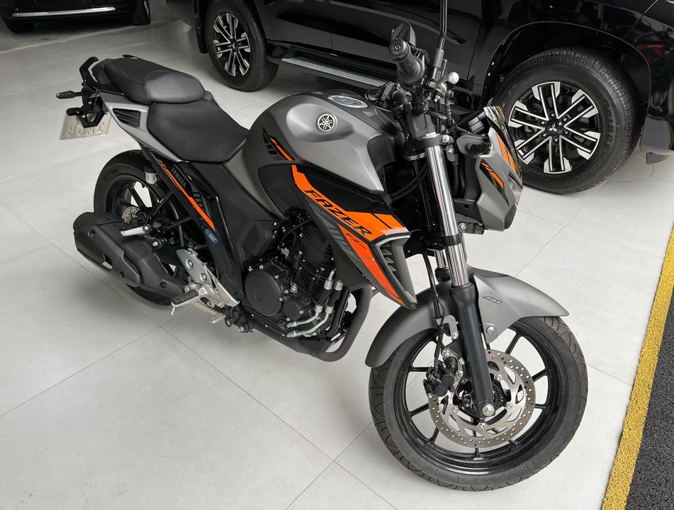 YAMAHA FZ25 250 FAZER CONNECTED