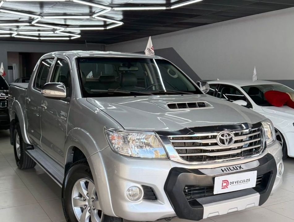 Toyota Hilux CD SRV D4-D 4x4 3.0 TDI Diesel Aut