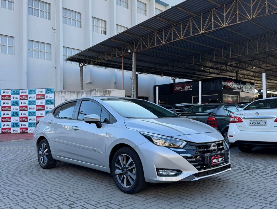 Nissan VERSA Advance 1.6 16V Flex Aut.