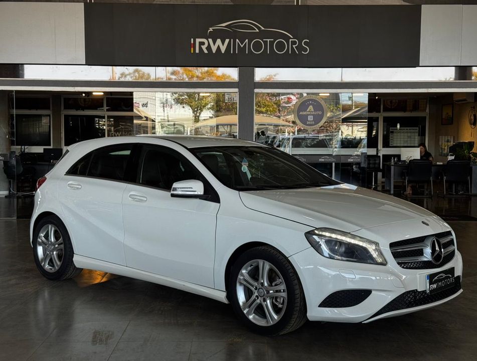 Mercedes Classe A 200 1.6 TB 16V Style 156cv Aut.