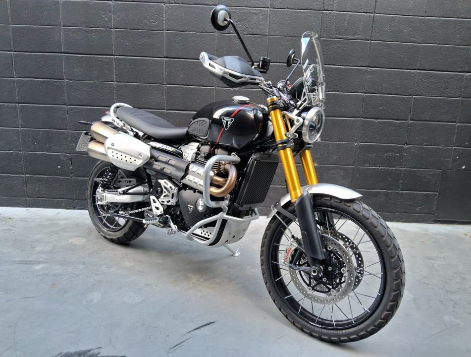 TRIUMPH SCRAMBLER 1200 XE