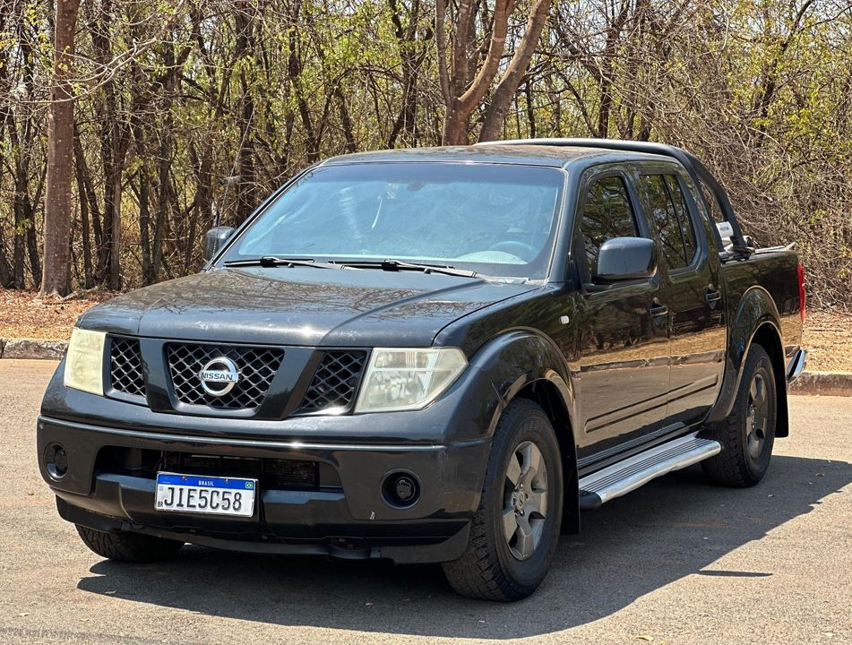 Nissan Frontier SE/SE Strik CD 4x2 2.5 TB Dies.