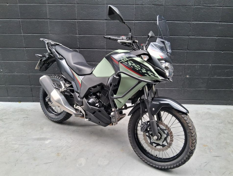 KAWASAKI Versys-X 300