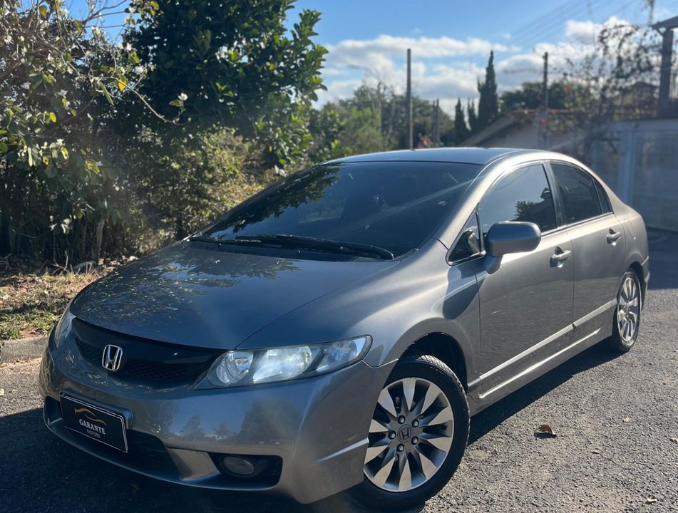 Honda Civic Sedan LXS 1.8/1.8 Flex 16V Aut. 4p