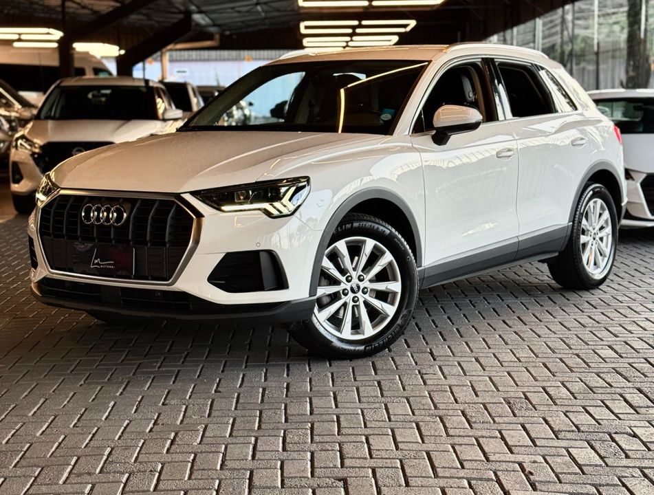 Audi Q3 P. Plus 1.4 TFSI Flex/P.Plus S-tronic