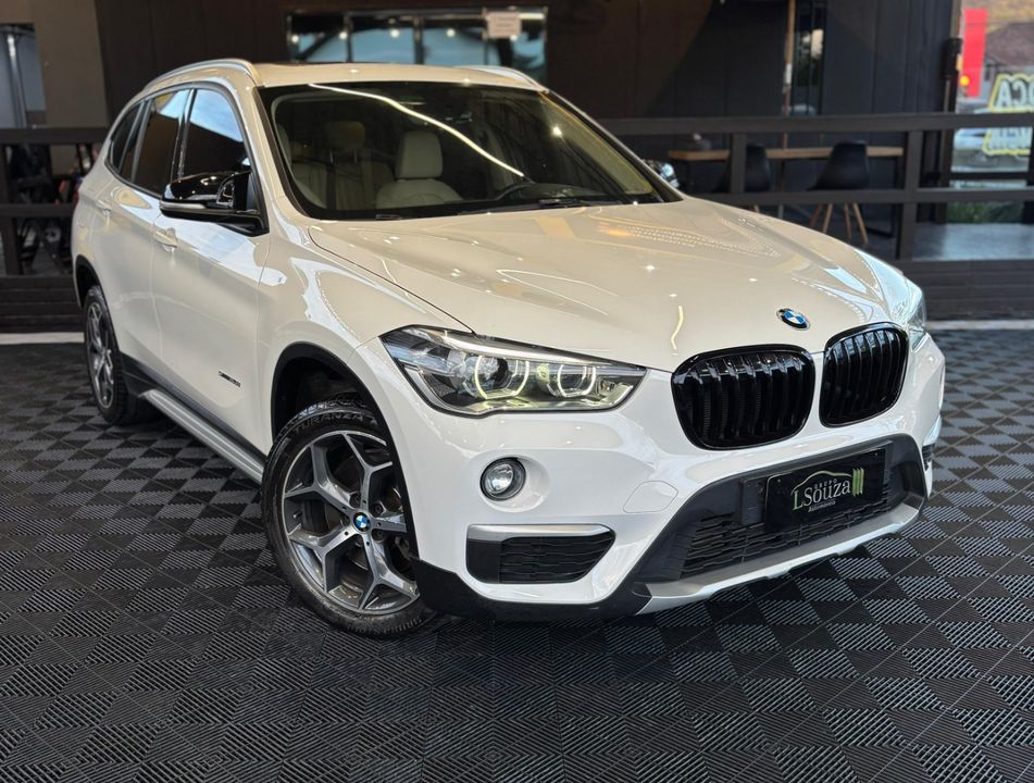 BMW X1 SDRIVE 20i X-Line 2.0 TB Active Flex