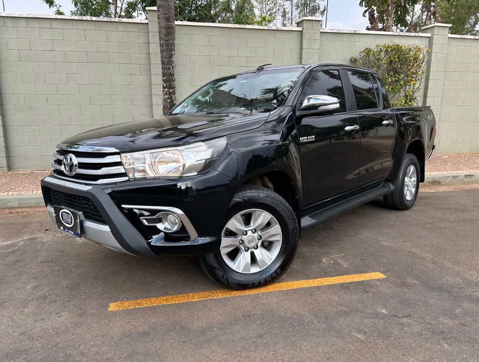 Toyota Hilux CD SRV 4x4 2.8 TDI Diesel Aut.