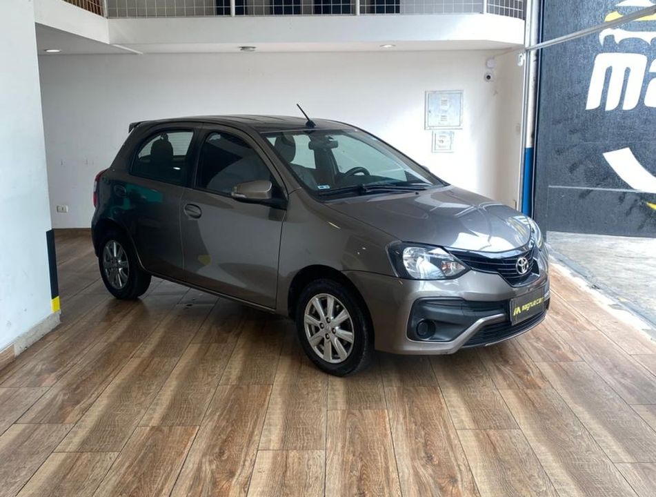 Toyota ETIOS X Plus 1.5 Flex 16V 5p Aut.