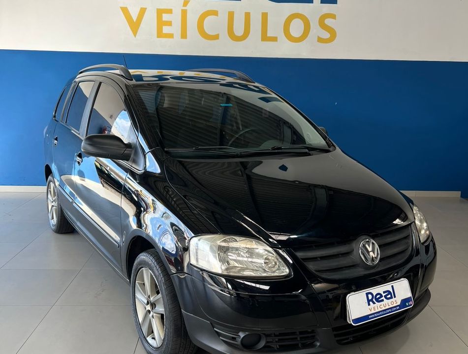 VolksWagen SPACEFOX 1.6/ 1.6 Trend Total Flex 8V 5p