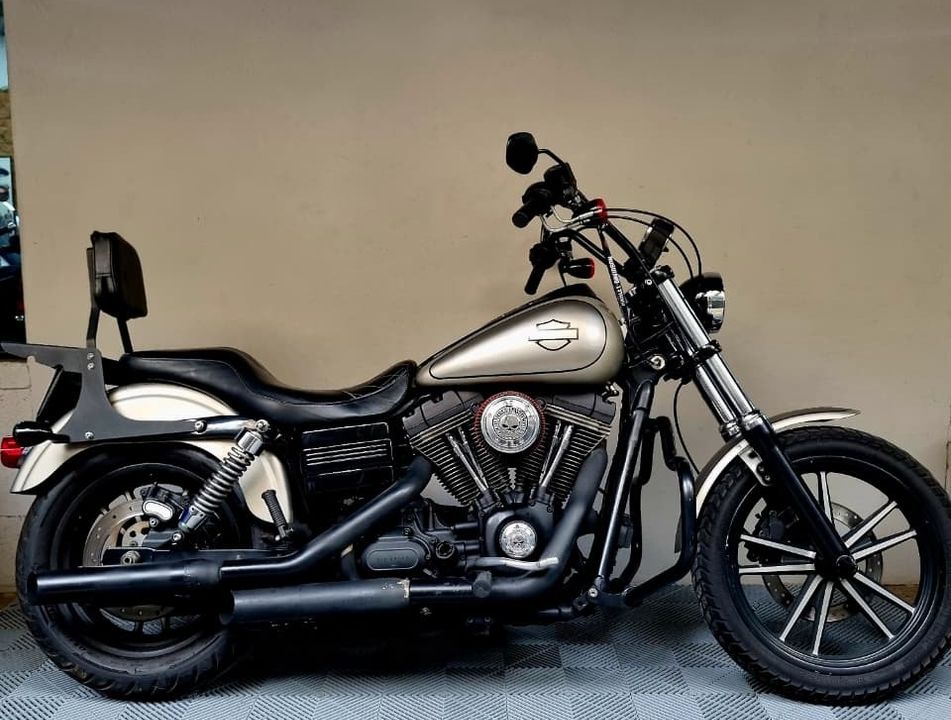Harley DYNA SUPER GLIDE