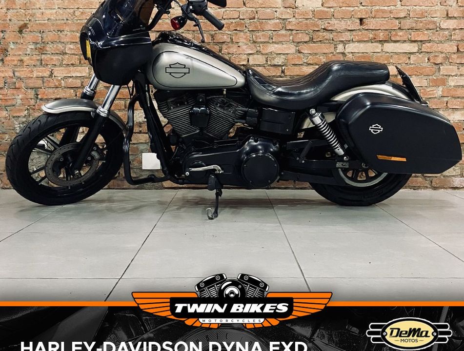 Harley DYNA SUPER GLIDE