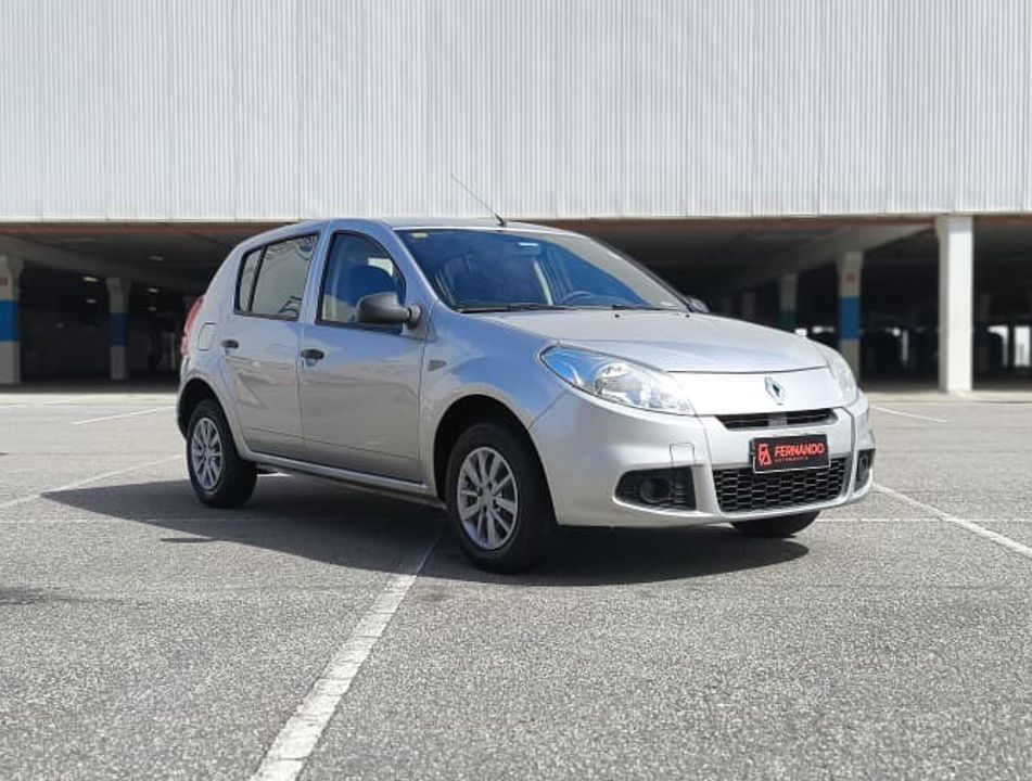 Renault SANDERO Authentique Hi-Flex 1.0 16V 5p