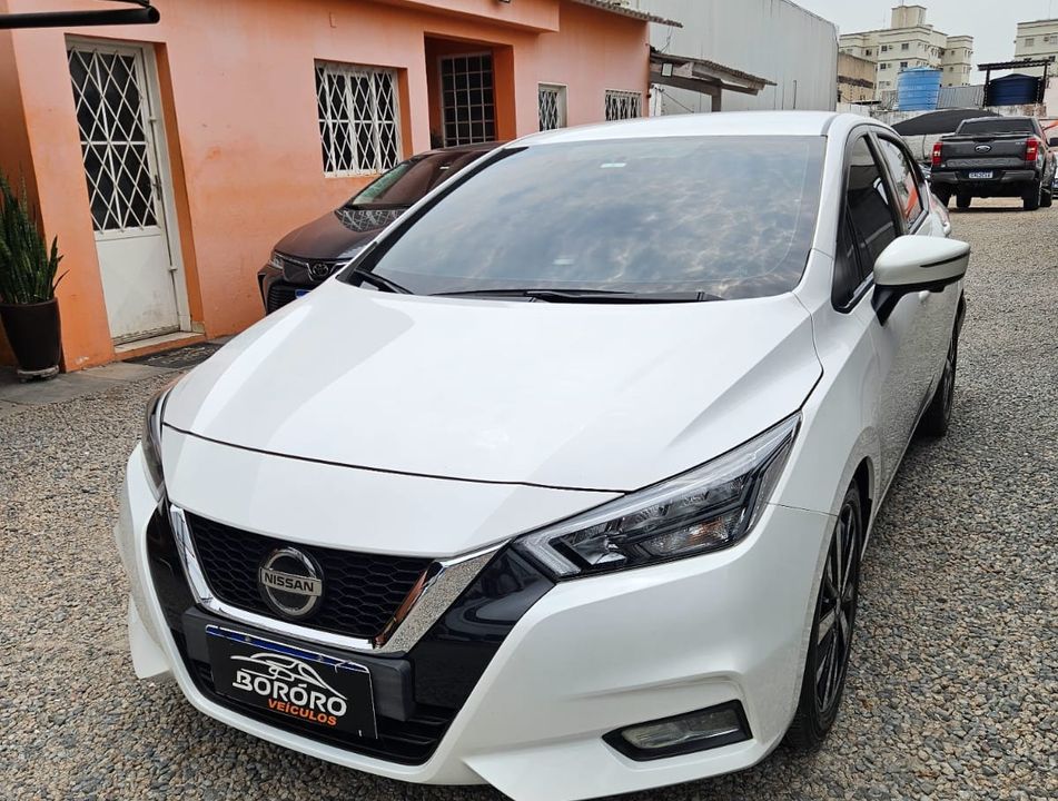 Nissan VERSA Exclusive 1.6 16V Flex Aut.