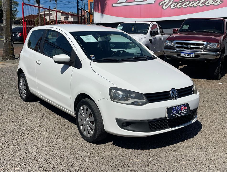 VolksWagen Fox 1.0 Mi Total Flex 8V 3p