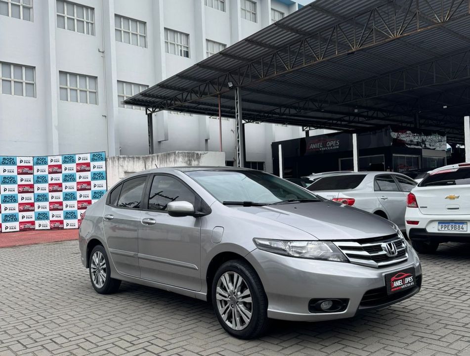 Honda CITY Sedan LX 1.5 Flex 16V 4p Aut.