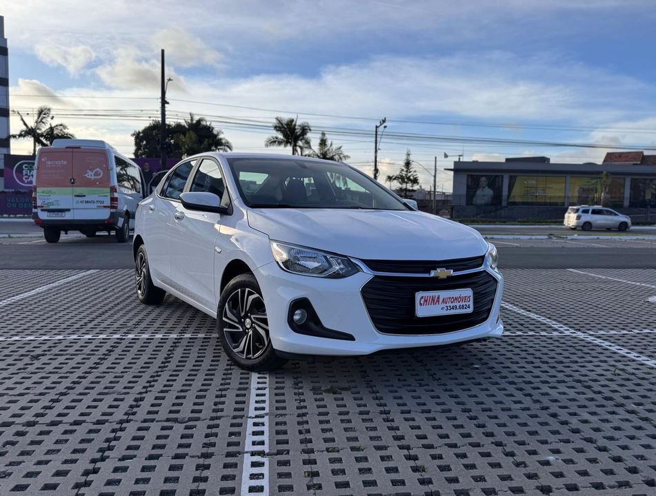 Chevrolet ONIX SEDAN Plus LT 1.0 12V Flex 4p Mec.