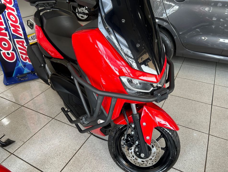 YAMAHA NMAX Connected 160 ABS