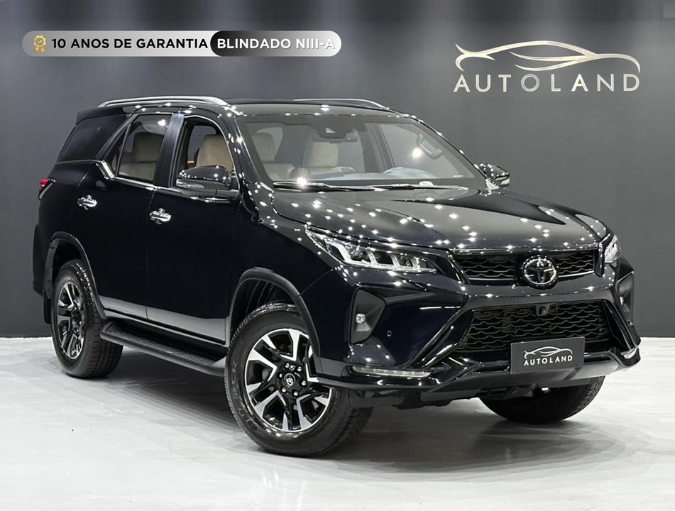 Toyota Hilux SW4 Diamond 2.8 TB 4x4 Die. Aut.