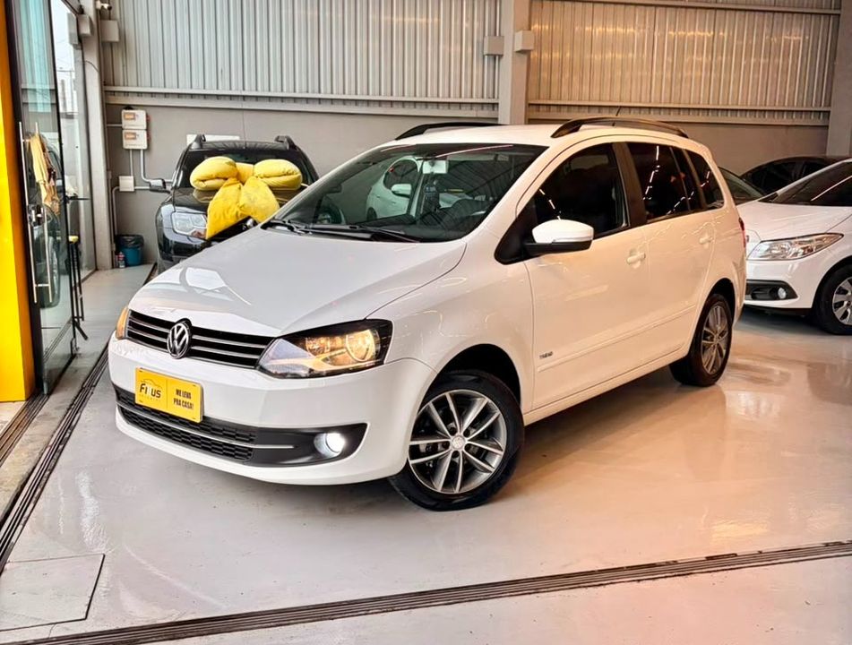 VolksWagen SPACEFOX 1.6/ 1.6 Trend Total Flex 8V 5p