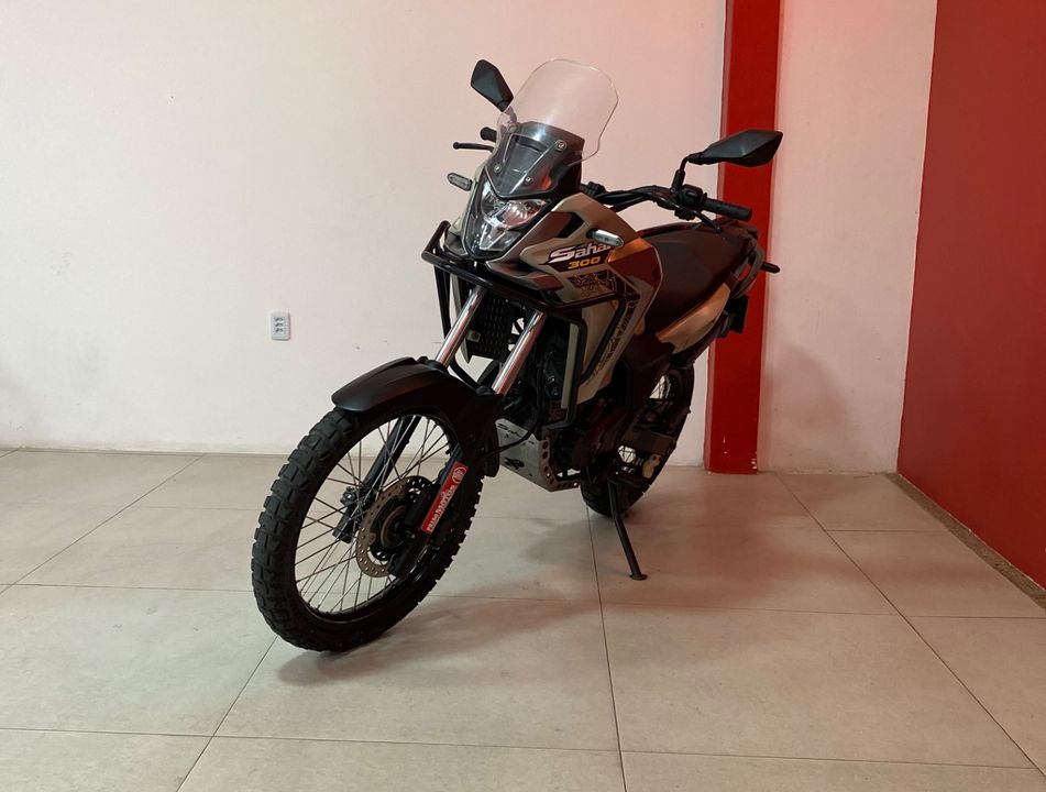 Honda XRE 300 SAHARA ADV