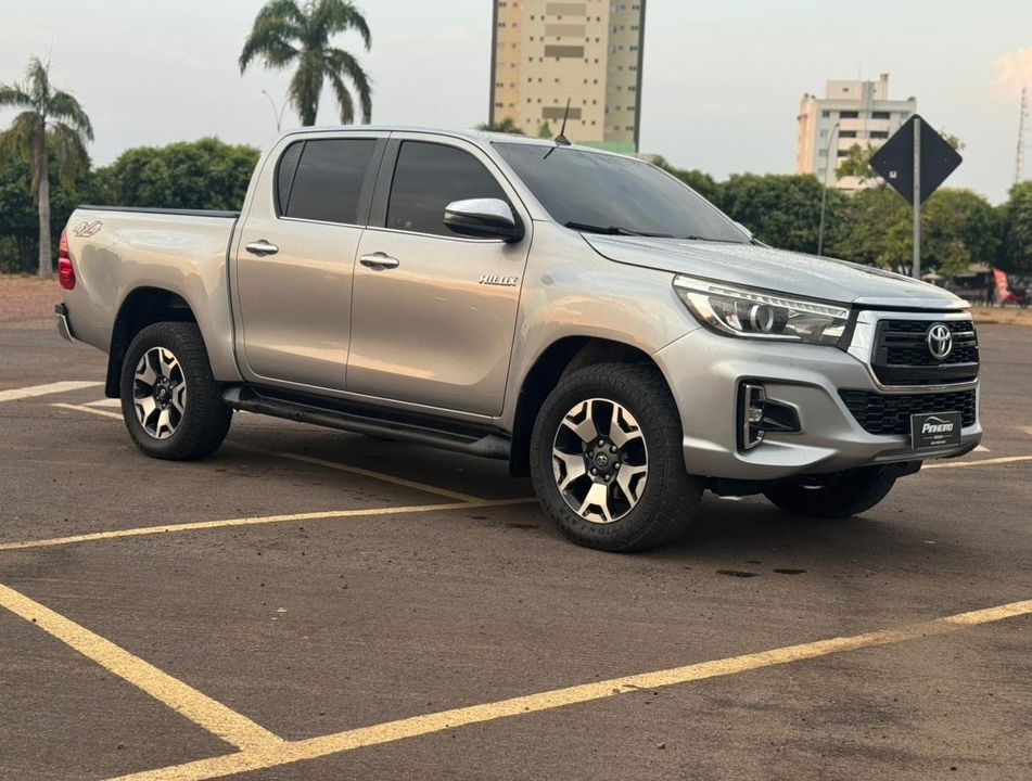Toyota Hilux CD SRX 4x4 2.8 TDI 16V Diesel Aut.