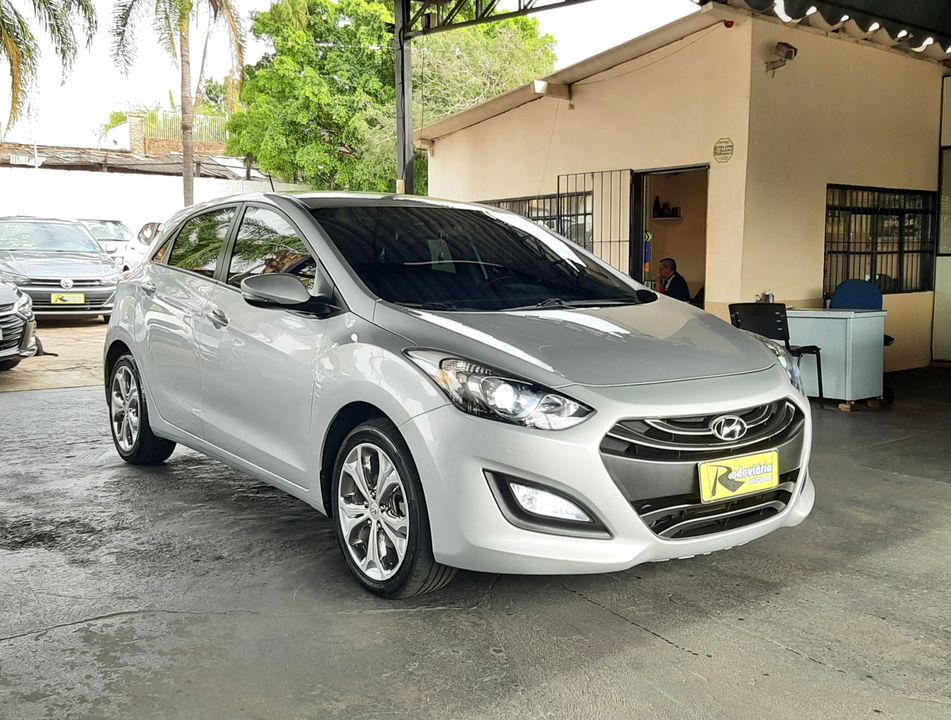 Hyundai i30 1.8 16V Aut. 5p