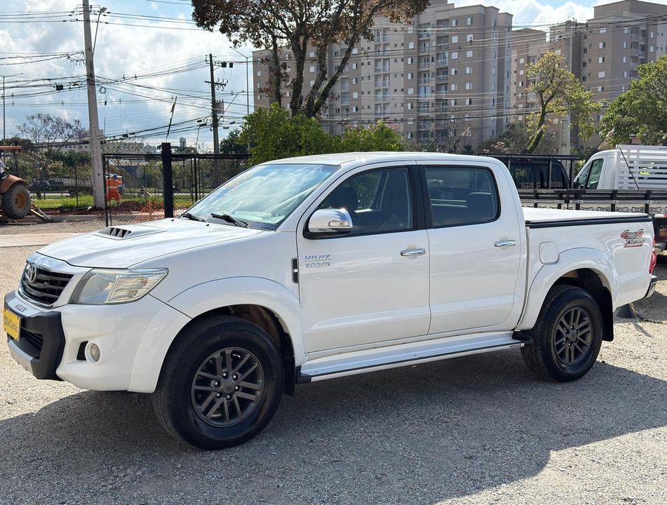Toyota Hilux CD SRV D4-D 4x4 3.0 TDI Diesel Aut