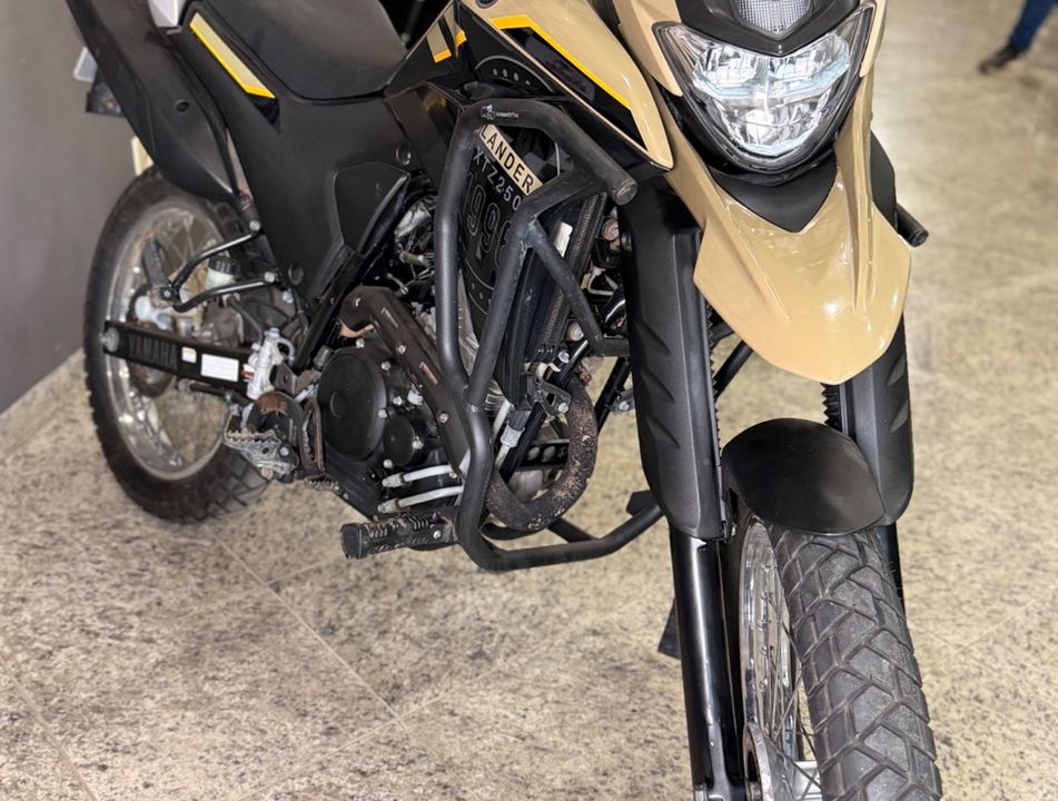 YAMAHA XTZ 250 LANDER 249cc/LANDER BLUEFLEX/ABS