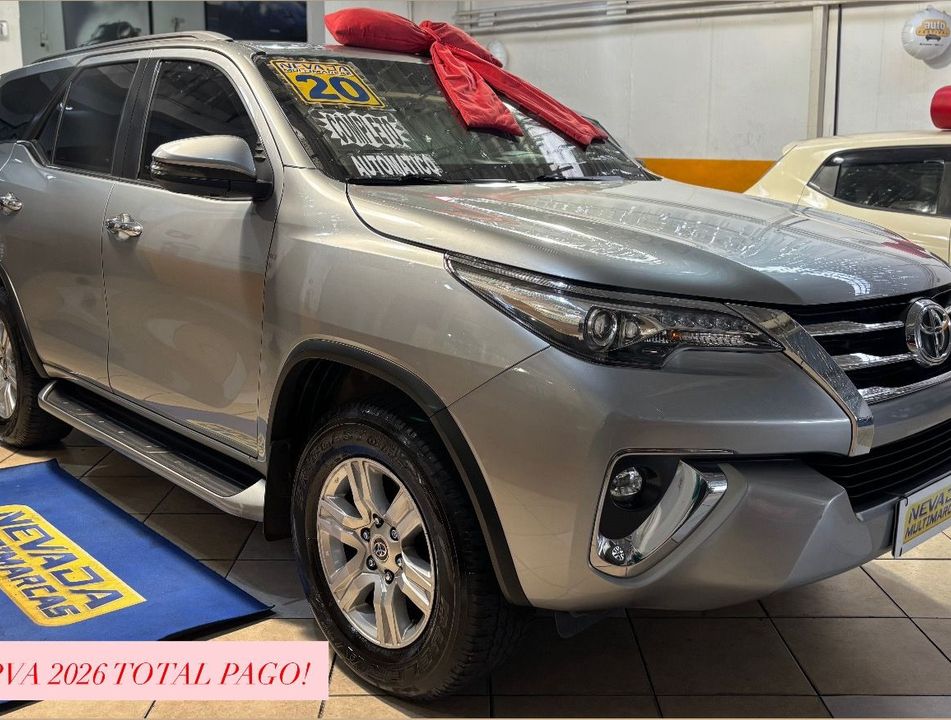 Toyota Hilux SW4 SRX 4x4 2.8 TDI 16V Dies. Aut.